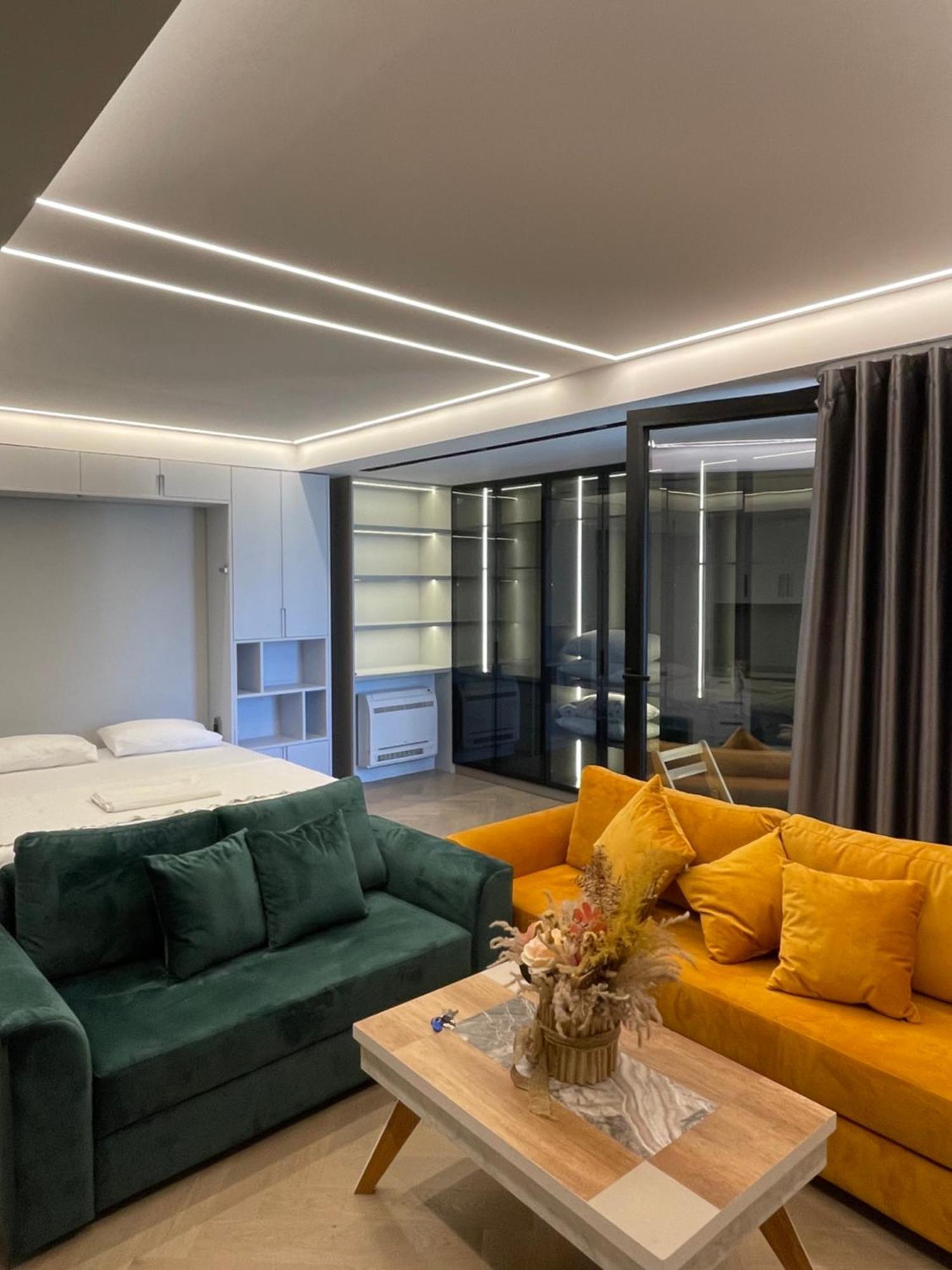 Luxury One Bedroom Apartment Tirana Bagian luar foto